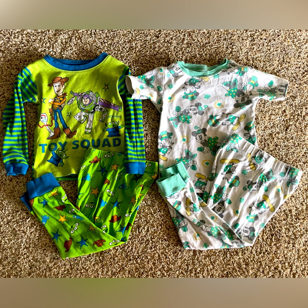 2 Pajama Lot Disney 4T GUC